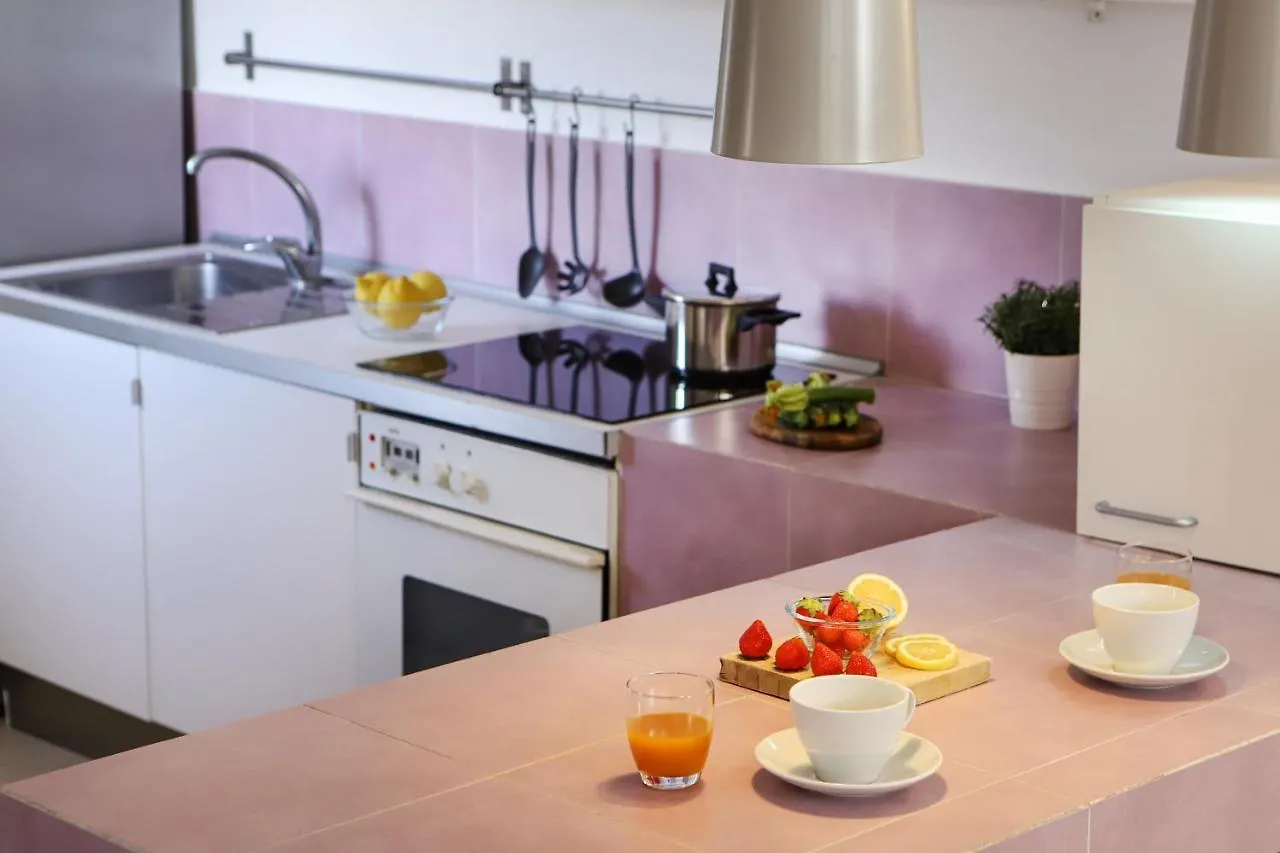 Appartamento Con Terrazzo A Piazza Dante Naples Appartement